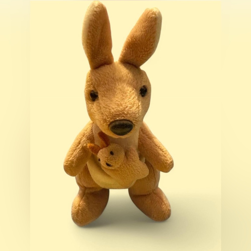 Windmill Toys Sydney Australia Beanz Kangaroo 8” With Baby Toy